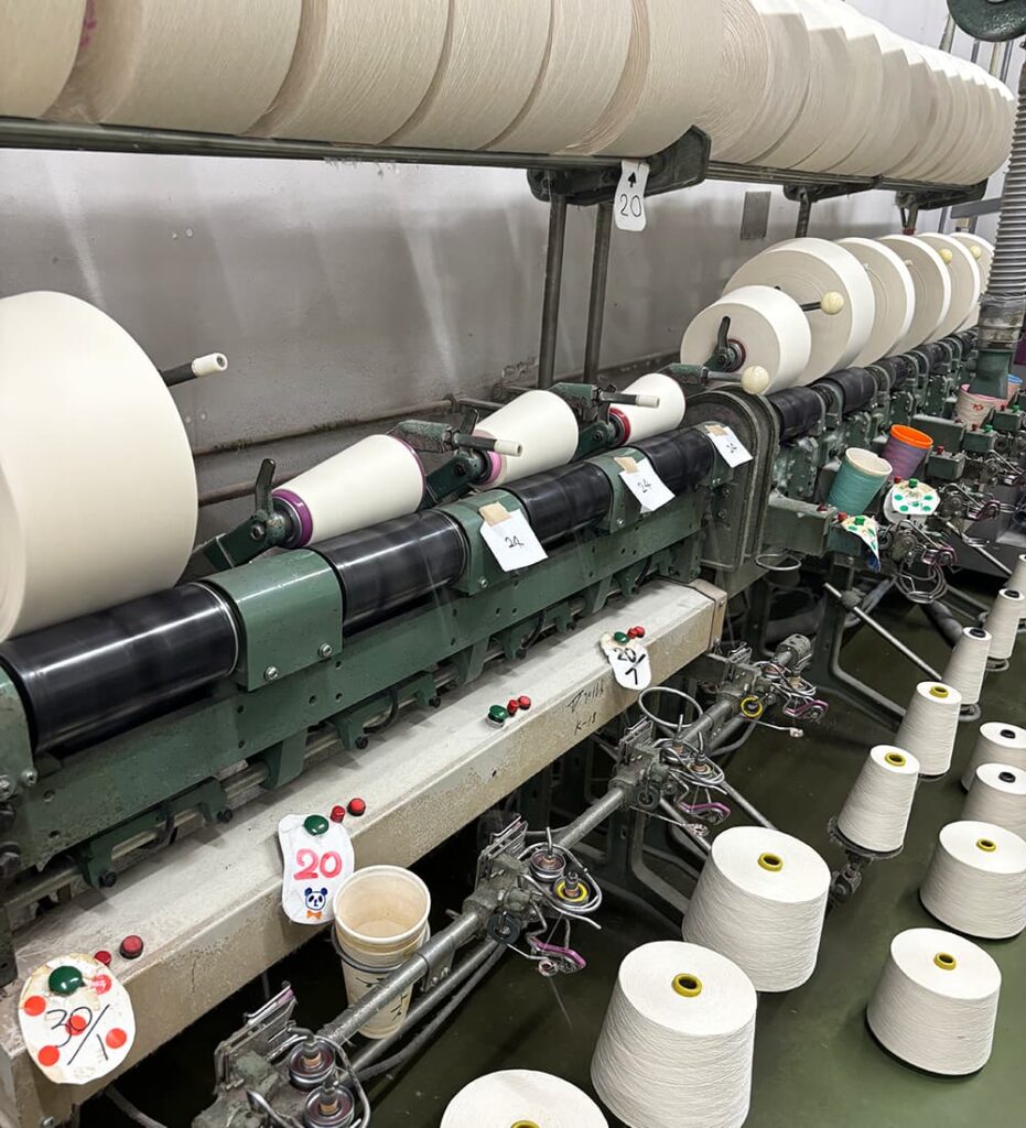 糸の写真 竹利タオル 製織工場